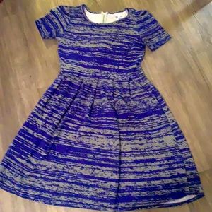 Beautiful Lularoe Amelia dress size M